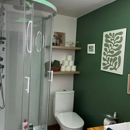 L'ecrin De La Des Roses Daire